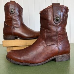 Frye MELISSA BUTTON Mid Calf/Short Boots in Cognac Leather *Mexico*